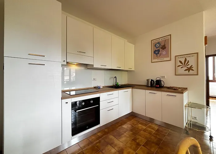 Apartamento Camellia - Larihome A98 Gravedona